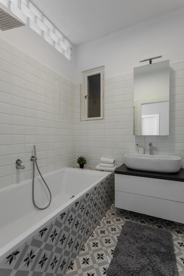 Deluxe Apartment In Old Town By Prague Days Экстерьер фото